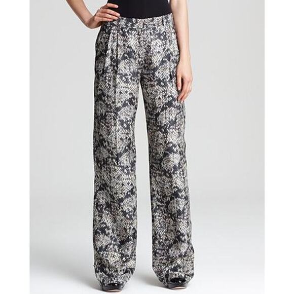 Theory Emmanuel 100% Silk Snake Lace Wide Leg Cuffed Low Rise Pants • Size 4 ⬇️ - Picture 1 of 5